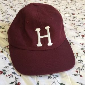 HUF Burgundy Grey cap